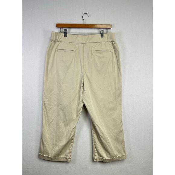 Woman's Sag‎ Harbor Stretch Cotton Khaki Tan Capris - Size 12 Casual Classic - Picture 5 of 10